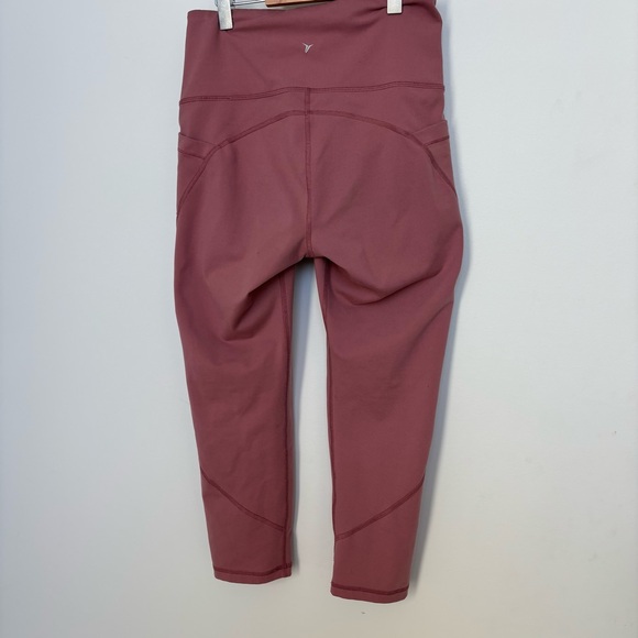 Old Navy Active Mauve Cropped Leggings - size Small (fit like XS) - Picture 5 of 7